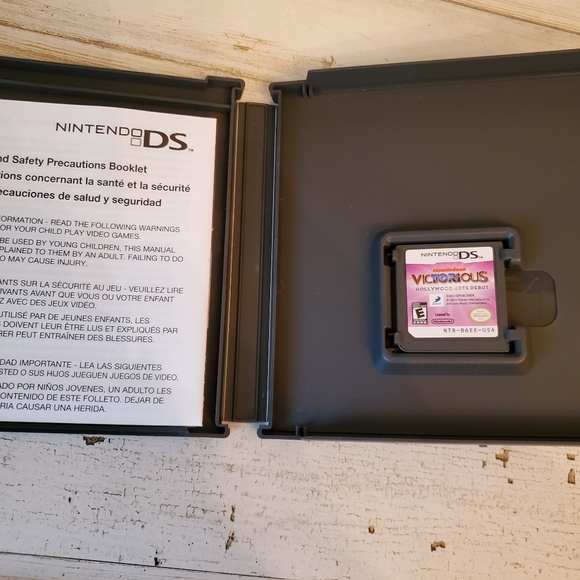 Nintendo - Picture 6 of 16